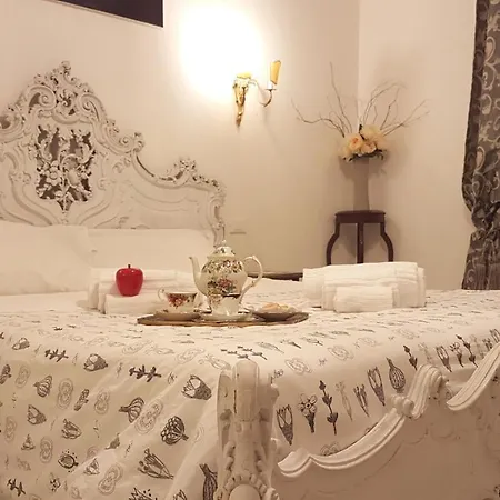 Da Noi Due Pensión 3*
